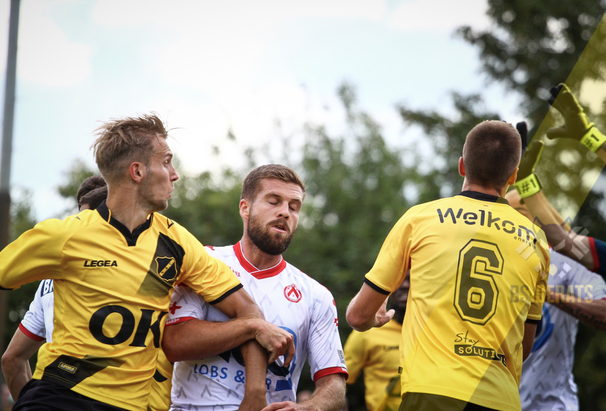 nac kortrijk [2 1] [46 van 92]